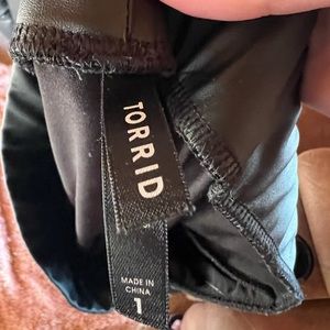 Torrid Size 1 Faux Leather Leggings